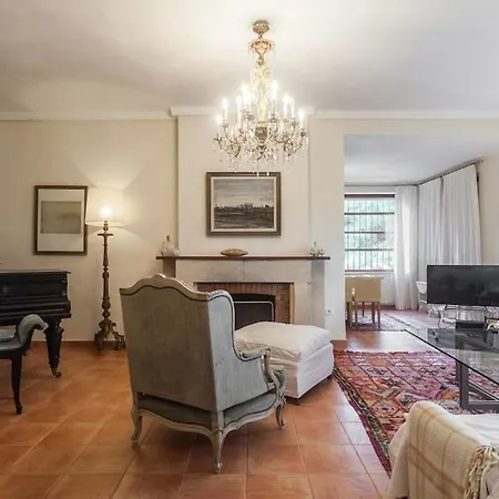Luxury In Сasa de vacaciones